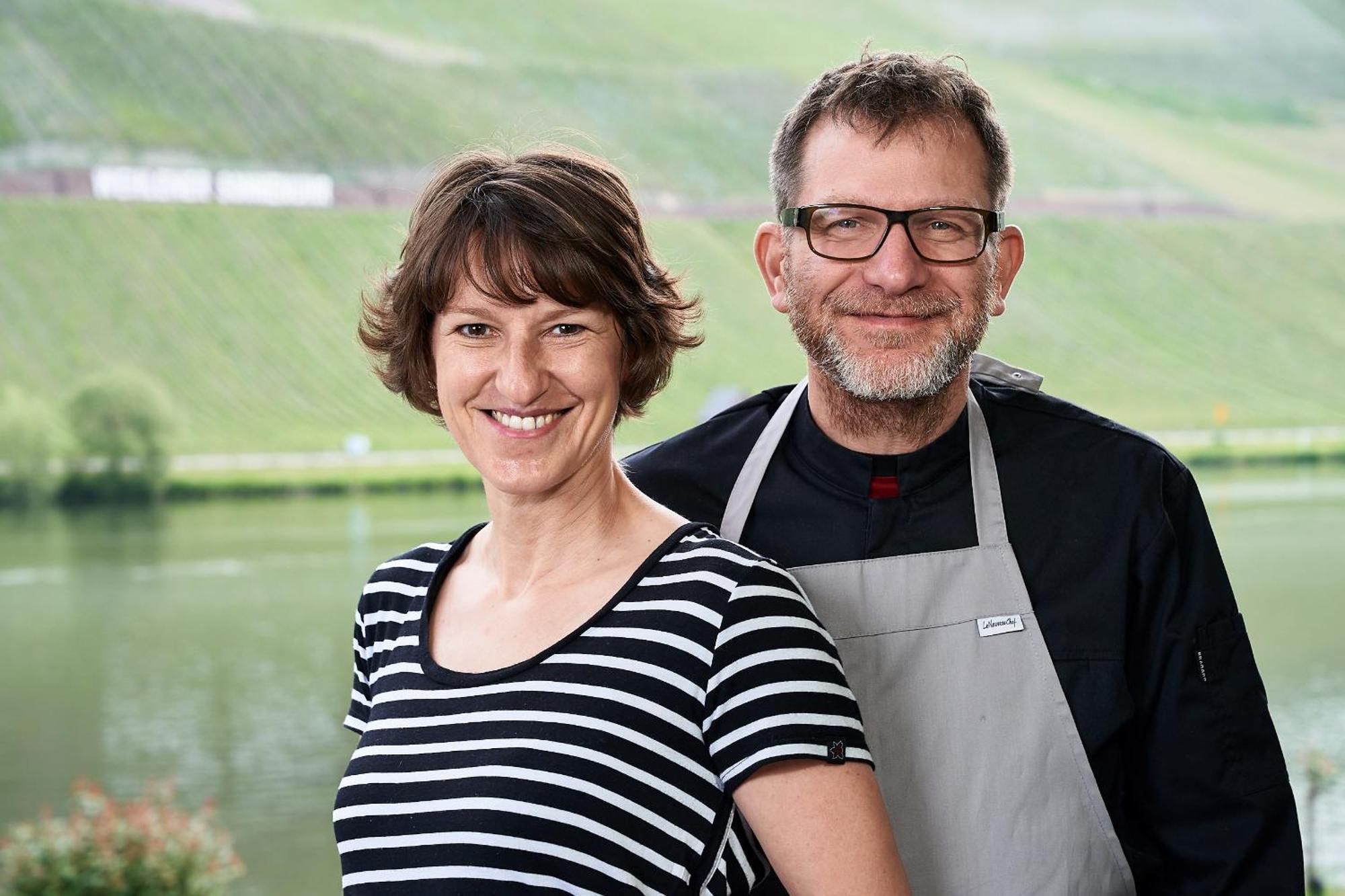 Sonnenuhr Acomodação com café da manhã Bernkastel-Kues Exterior foto