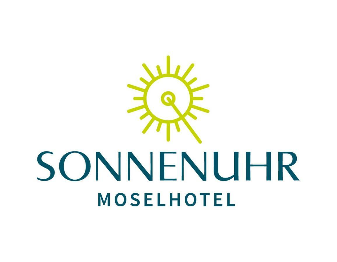 Sonnenuhr Acomodação com café da manhã Bernkastel-Kues Exterior foto